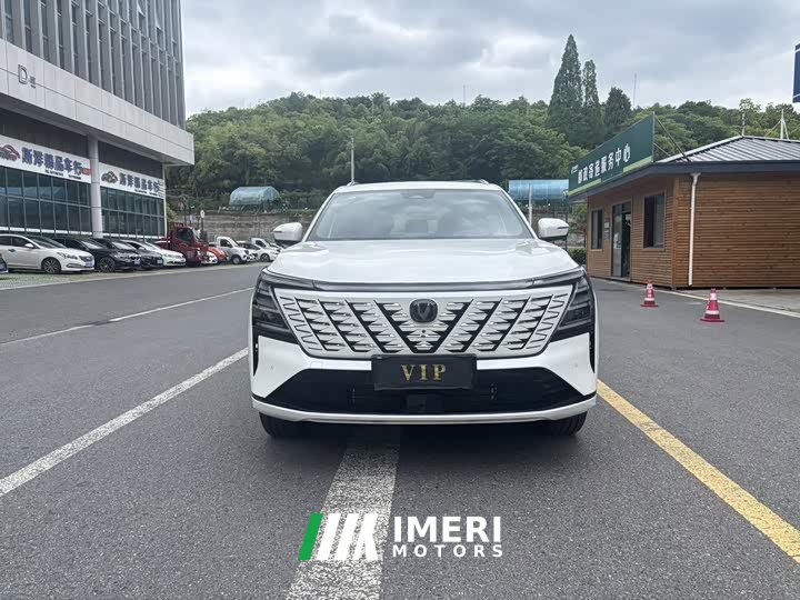 Changan CS75PLUS UItra 2.0T Version - автомобиль из Китая