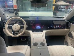 AITO M8 EREV Ultra Edition 53.4kWh 6 Edition (192) - фото 7