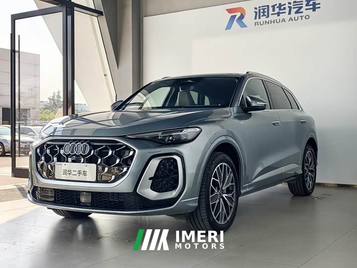 Audi Q5L 2.0T Luxury Version