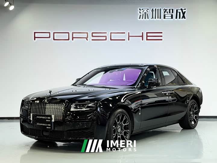 BMW 6.7T Black Badge - автомобиль из Китая