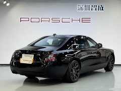 BMW 6.7T Black Badge - фото 6