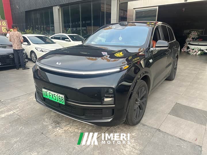 Li Auto L8 Max - автомобиль из Китая