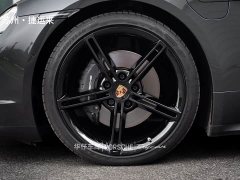 Porsche Taycan 4 - фото 4