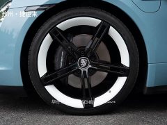 Porsche Taycan - фото 3