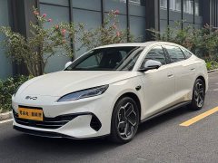 BYD 06 DM-i Smart Drive Edition 120KMFlagship Version - фото 1