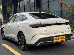BYD 06 DM-i Smart Drive Edition 120KMFlagship Version - фото 4