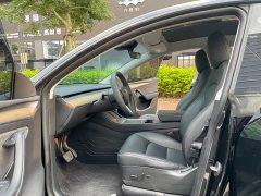 Tesla Model Y Edition - фото 8