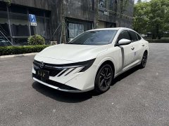 Nissan 1.6L CVT Luxury Edition - фото 3