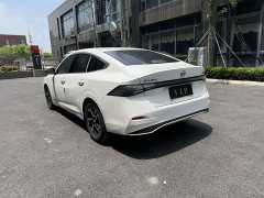 Nissan 1.6L CVT Luxury Edition - фото 4
