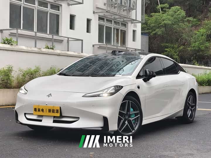 BYD GT 710 Max Edition - автомобиль из Китая