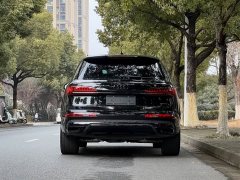 Audi Q7 55 TFSI quattro S line Edition - фото 4
