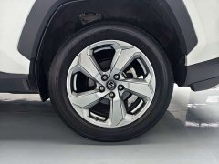 Toyota RAV4 2.0L CVT2WDPLUS Edition - фото 14