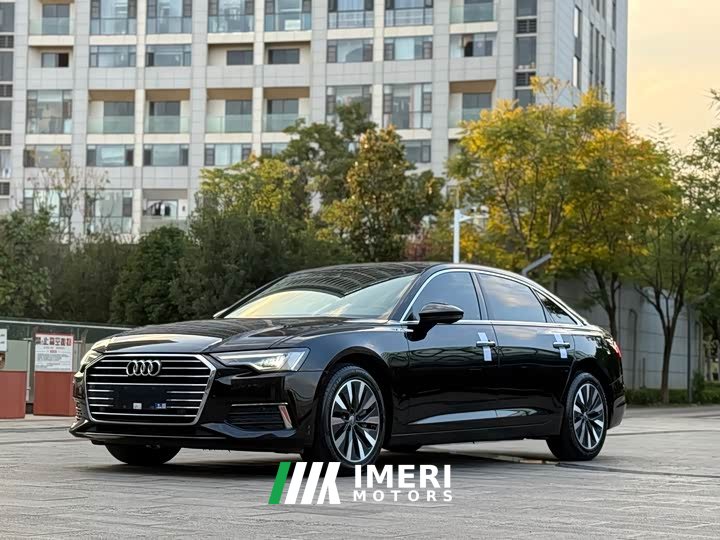 Audi A6L 45 TFSI Version - автомобиль из Китая
