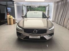 Volvo S60 B4 Luxury Edition - фото 2