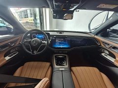 Mercedes-Benz E 300 L Luxury Version - фото 9