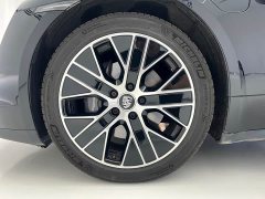 Porsche Taycan - фото 11