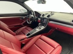 Porsche 718 Cayman 2.0T - фото 15