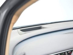 Denza D9 DM-i smart driving version 1020 four-wheel drive flagship - фото 11