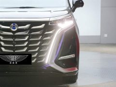 Denza D9 DM-i smart driving version 1020 four-wheel drive flagship - фото 3