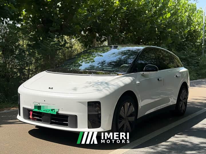 Li Auto i6 AWD Edition