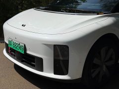 Li Auto i6 AWD Edition - фото 16