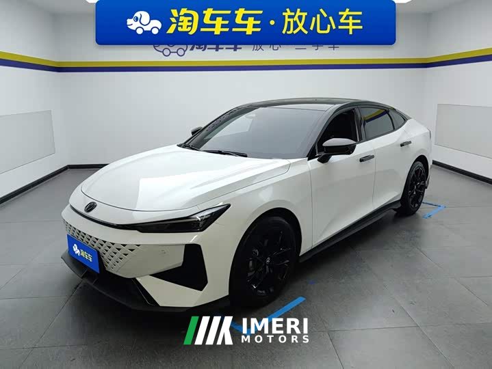 Changan UNI-V 1.5T 500BarPremium Version - автомобиль из Китая