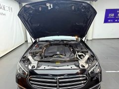 Mercedes-Benz E 300 L Luxury Version - фото 3