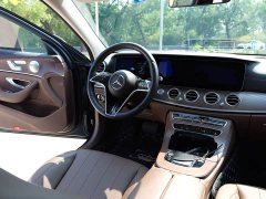 Mercedes-Benz E 300 L Fashion Version - фото 9