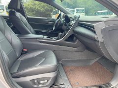 Mercedes-Benz 2.5L XLEPremium Edition - фото 5
