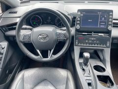 Mercedes-Benz 2.5L XLEPremium Edition - фото 8