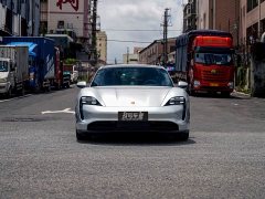 Porsche Taycan 4S - фото 2