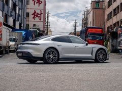 Porsche Taycan 4S - фото 3
