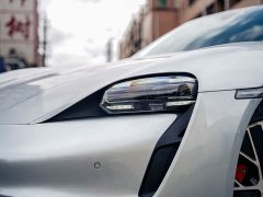 Porsche Taycan 4S - фото 6