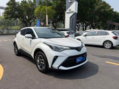 Toyota C-HR 2.0L Luxury Edition - фото 3