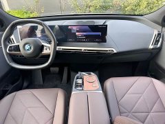 BMW iX xDrive40 - фото 11