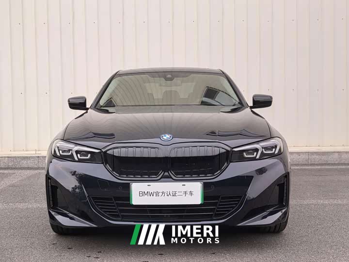 BMW i3 eDrive 40 L - автомобиль из Китая