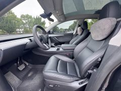 Tesla Model Y Edition - фото 8