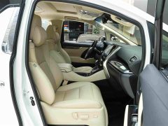 Mercedes-Benz 2.5L Premium Edition - фото 12