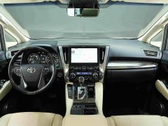 Mercedes-Benz 2.5L Premium Edition - фото 6