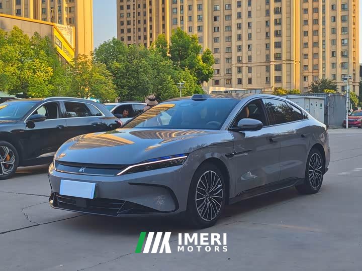 BYD DM-i Smart Drive Edition 125KMFlagship Version - автомобиль из Китая