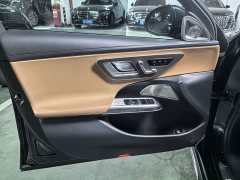 Mercedes-Benz E 300 L Luxury Version - фото 5