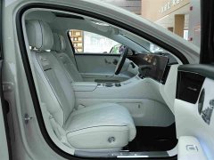 Li Auto S800 EREV Deluxe 5 (896) - фото 13
