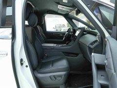Mercedes-Benz 2.5L Premium Edition - фото 12