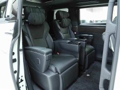 Mercedes-Benz 2.5L Premium Edition - фото 13