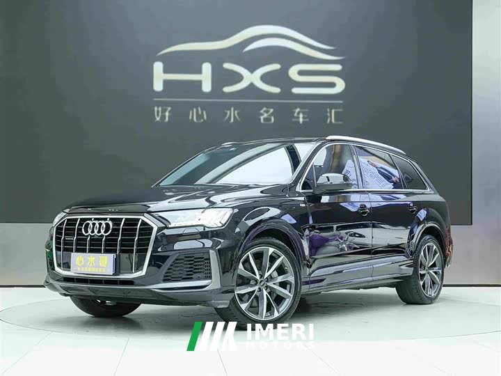 Audi Q7 55 TFSI quattro S line Version - автомобиль из Китая