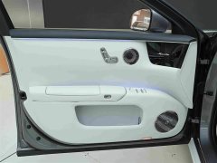 Li Auto S800 EREV Edition 4 (192) - фото 16