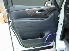 Mercedes-Benz 2.5L Edition - фото 16