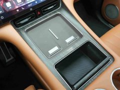 AITO M8 EREV Max Edition 37kWh 6 Edition (192) - фото 11