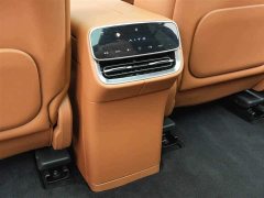 AITO M8 EREV Max Edition 37kWh 6 Edition (192) - фото 19
