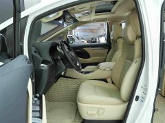Mercedes-Benz 2.5L Premium Edition - фото 11